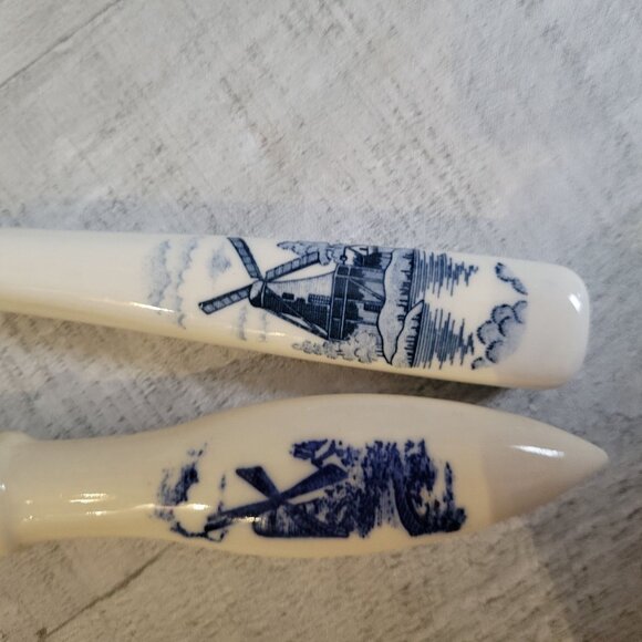 Vintage Delft Dutch Windmill Utensil Set With Ceramic Holder - Picture 6 of 16